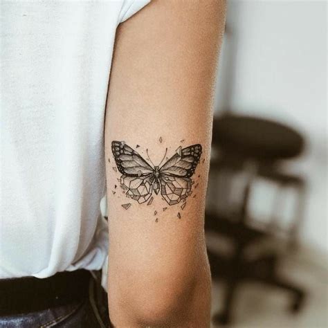 Significado del tatuaje de mariposa